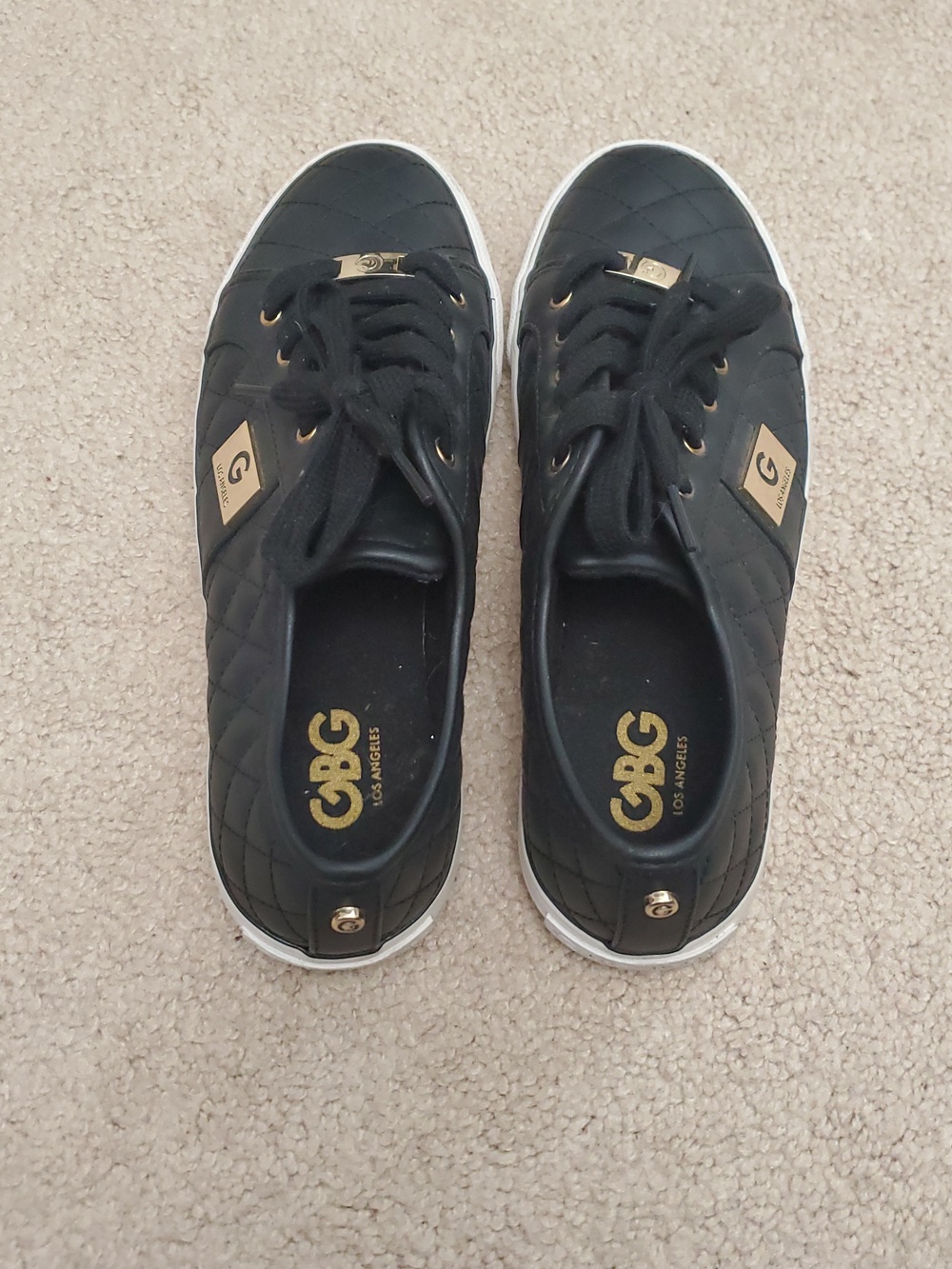Guess Sneakers Size 8 1/2M - Picture 4 of 12